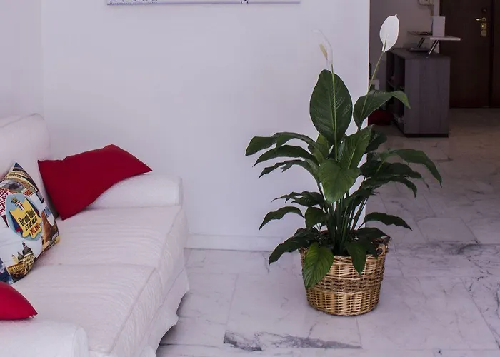 Domus Raffaello Oda ve Kahvaltı 4*