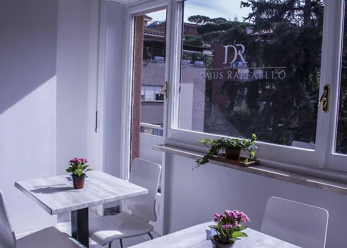 Domus Raffaello 4* Roma