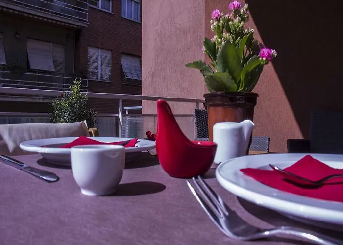 Domus Raffaello Oda ve Kahvaltı 4*