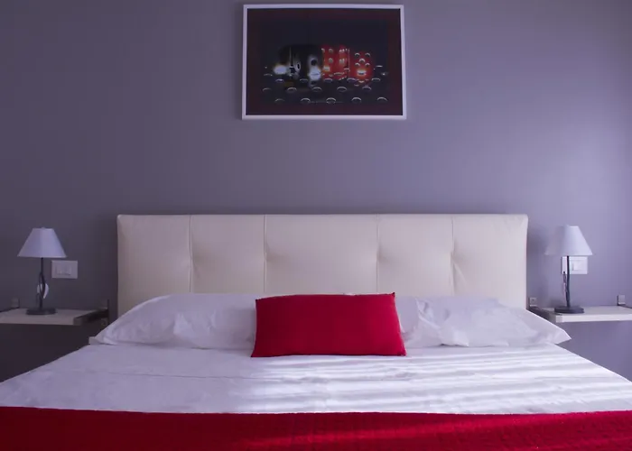 Oda ve Kahvaltı Domus Raffaello 4*